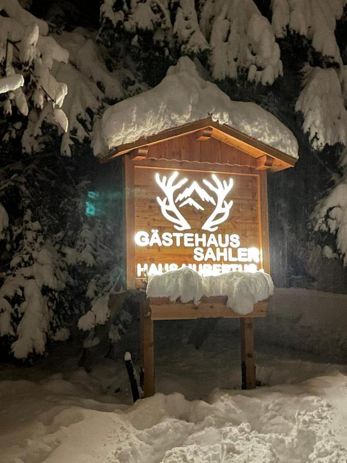 Haus Hubertus - Gaestehaus Sahler Partenen Eksteriør bilde