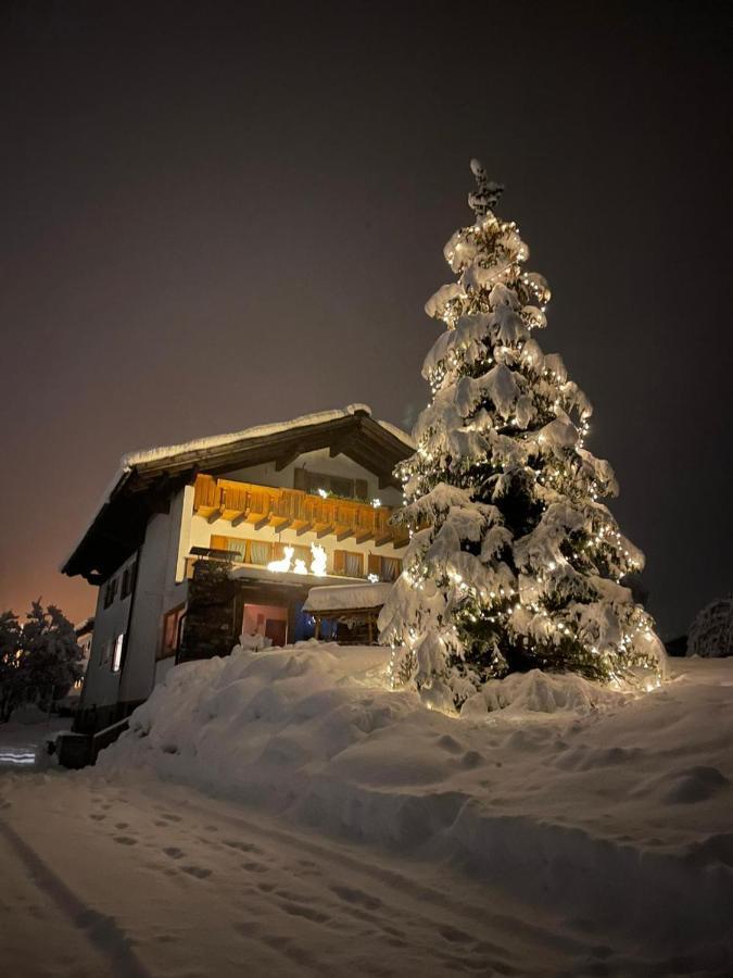 Haus Hubertus - Gaestehaus Sahler Partenen Eksteriør bilde