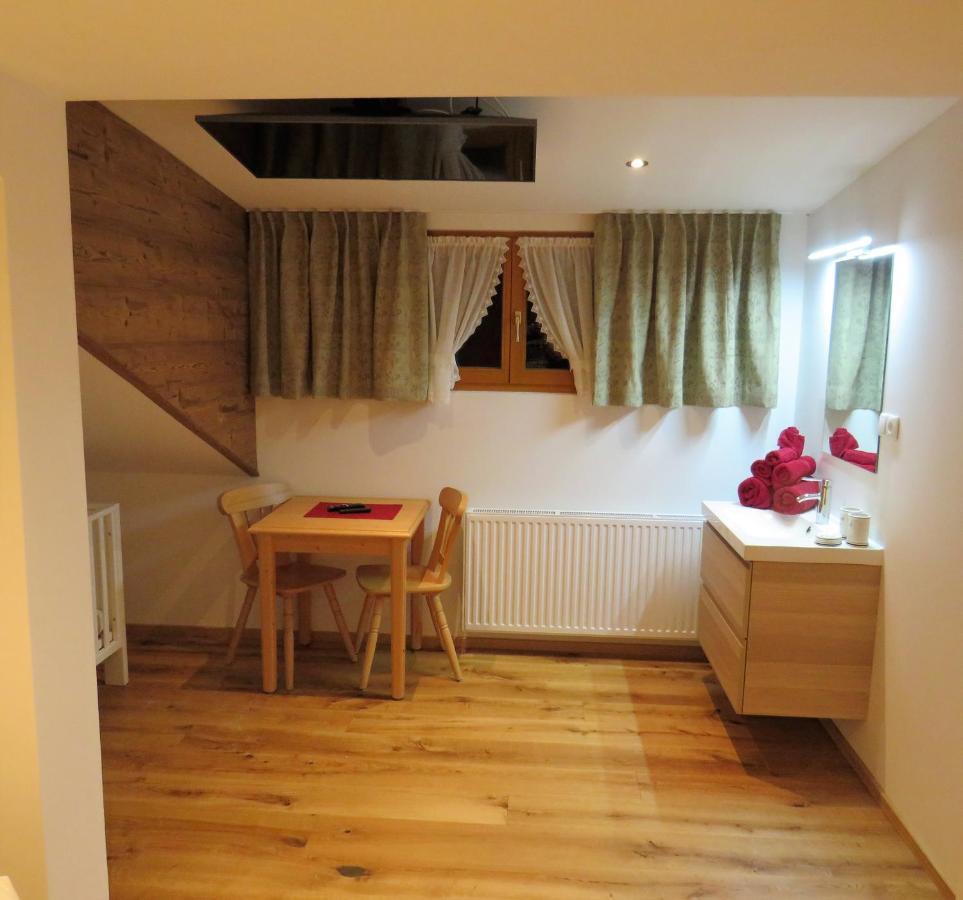 Haus Hubertus - Gaestehaus Sahler Partenen Eksteriør bilde